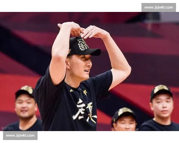 杜锋徐昕训练场冲突事件：战术分歧背后的代际博弈