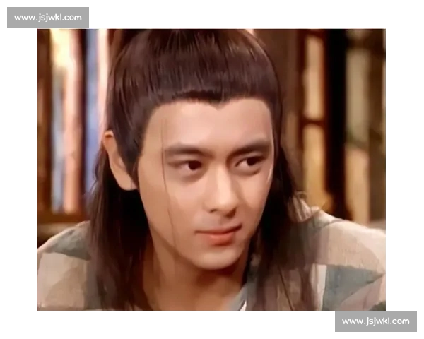 绝代双骄再度交锋，世界冠军宝座鹿死谁手